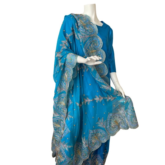 Blue Lengha with Dupatta - Picture 12 of 15